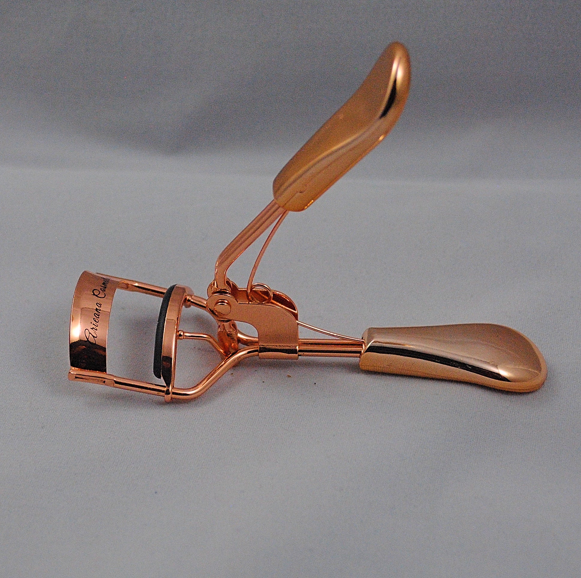 Rose Gold Lash Curler image 0